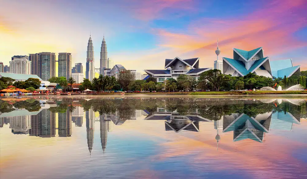 Escape to Singapore & Malaysia with Genting Highlands