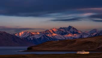 Tso Moriri lake in Changthang region of Ladakh is one of the most beautiful, calm and sacred high altitude lakes in India, where you will get to see very rare species of birds and animals.