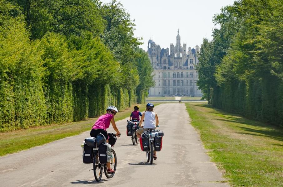 Bike Tour Near Chambord Castle in France