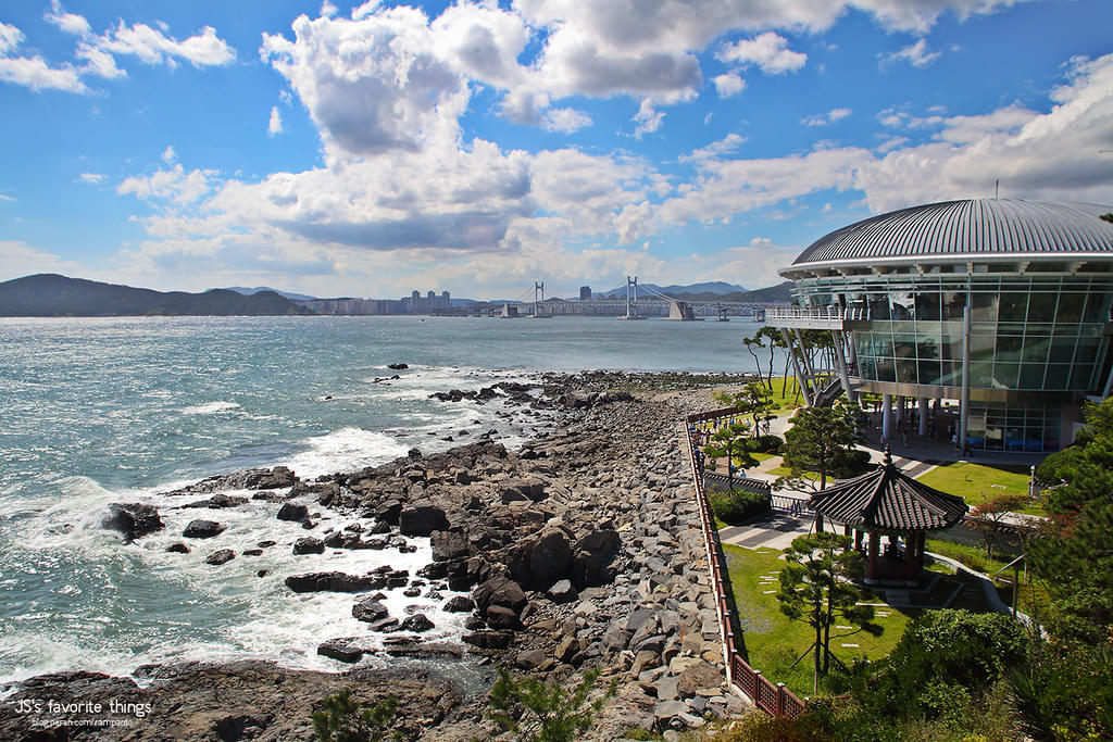 Nurimaru APEC House Overview