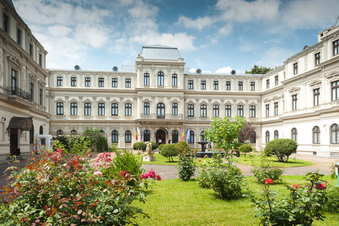 Art Collection Museum