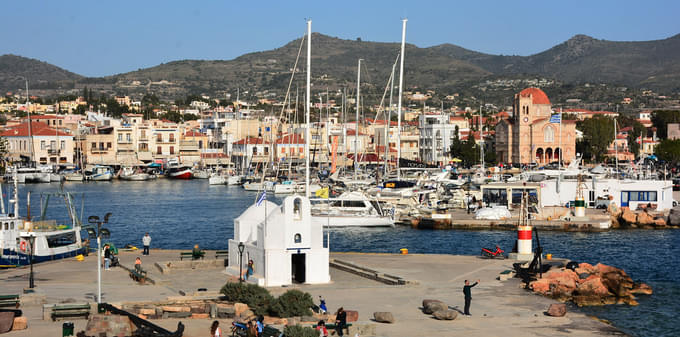 Take a Day Trip To The Saronic Islands