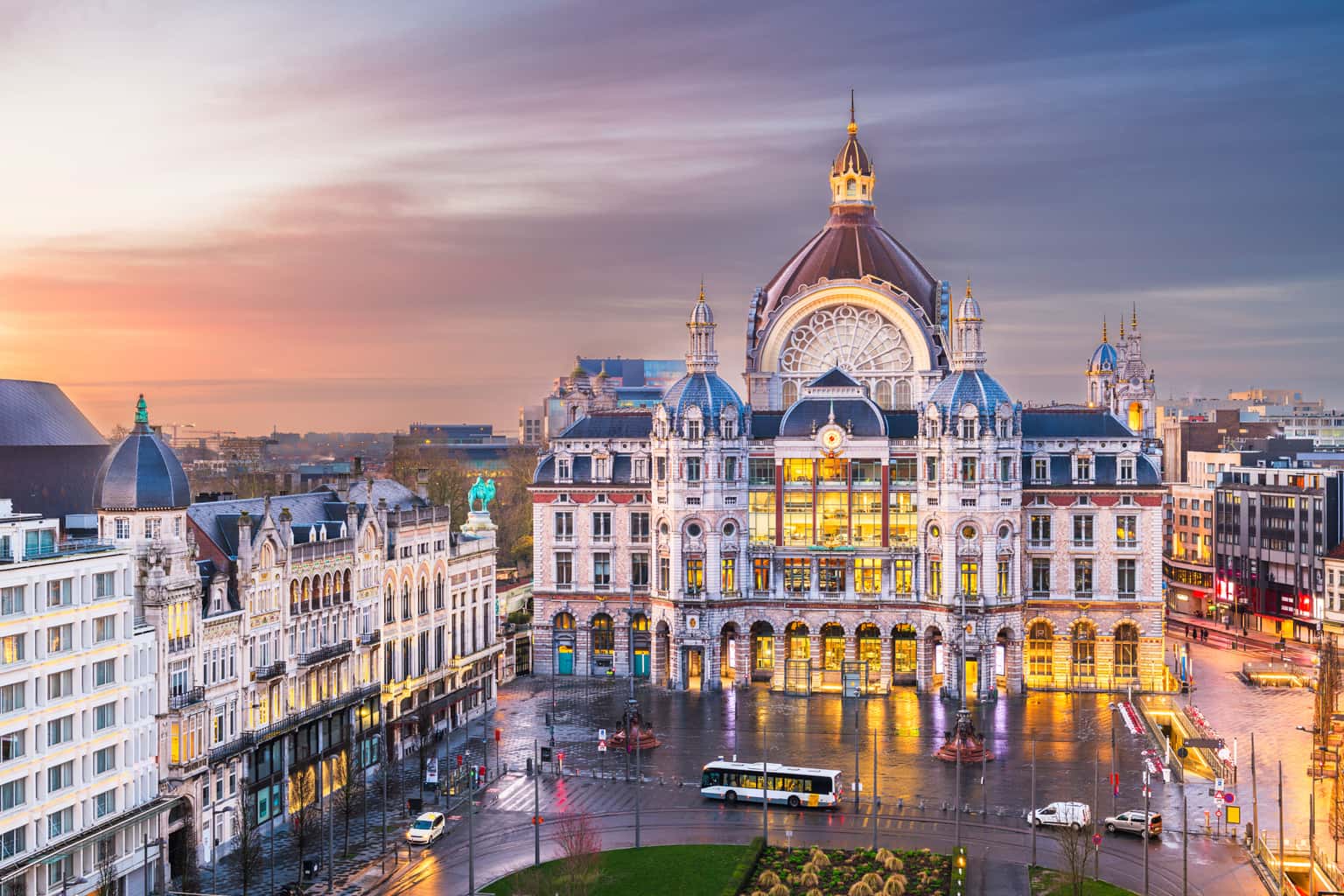 Best of Belgium with a Day Trip to Antwerp