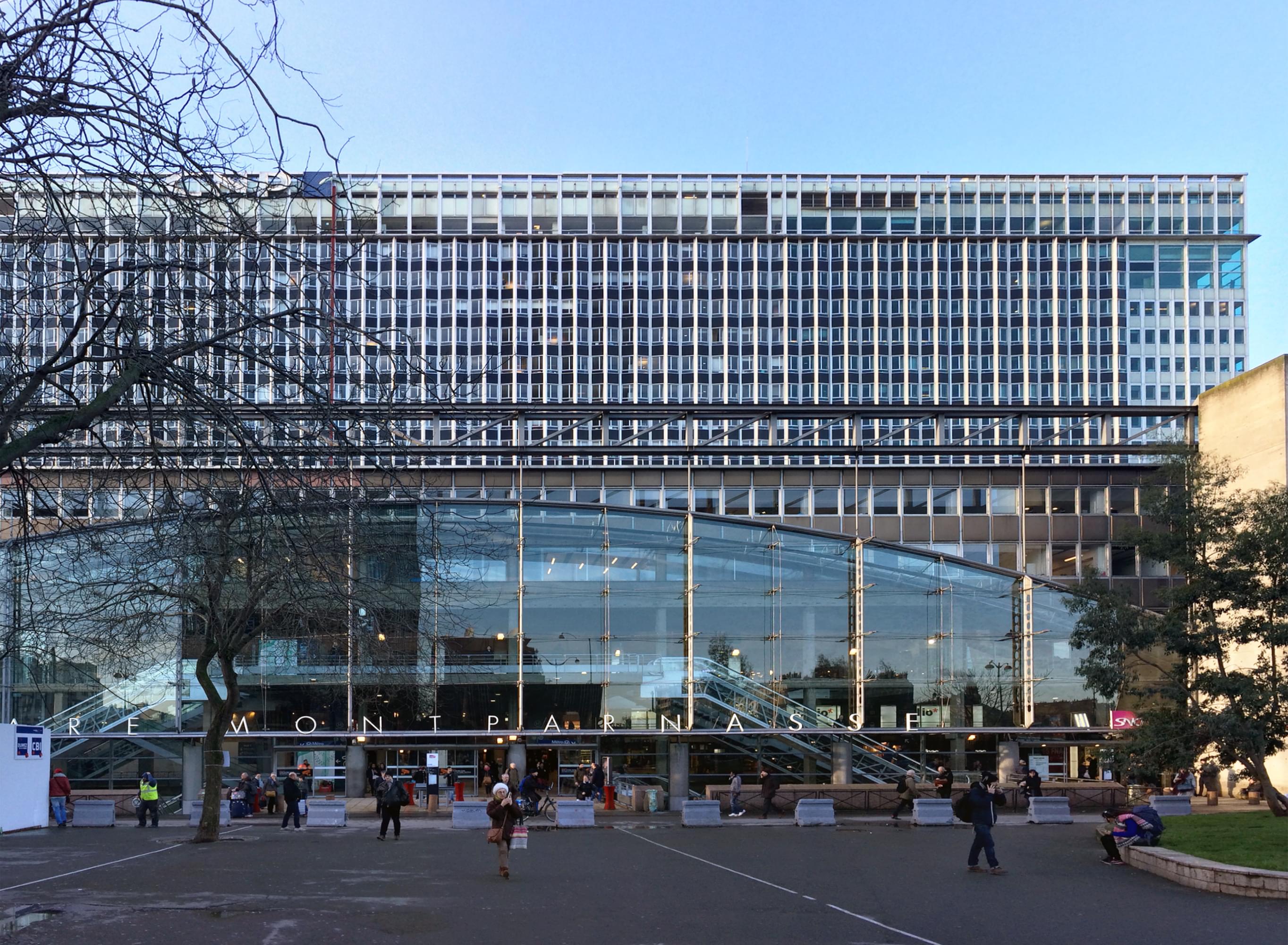 Train Stations in Paris