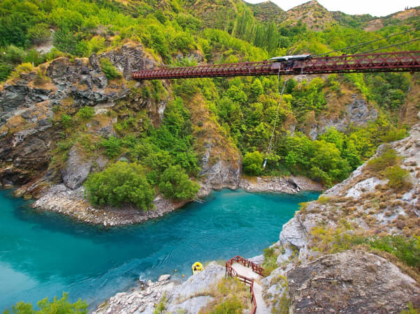 Kawarau Gorge Suspension Bridge
