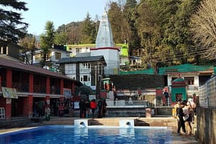 E95mb3aha253cgifykqc309l85vm bhagsunath%20temple%201