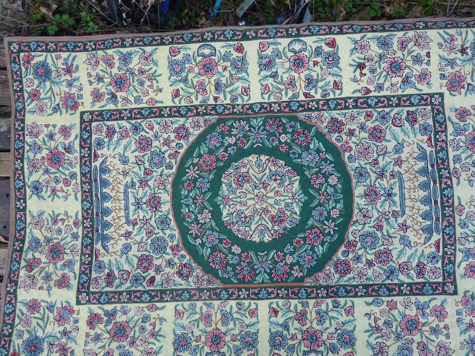 Learn About the Beauty of Handwoven Rugs
