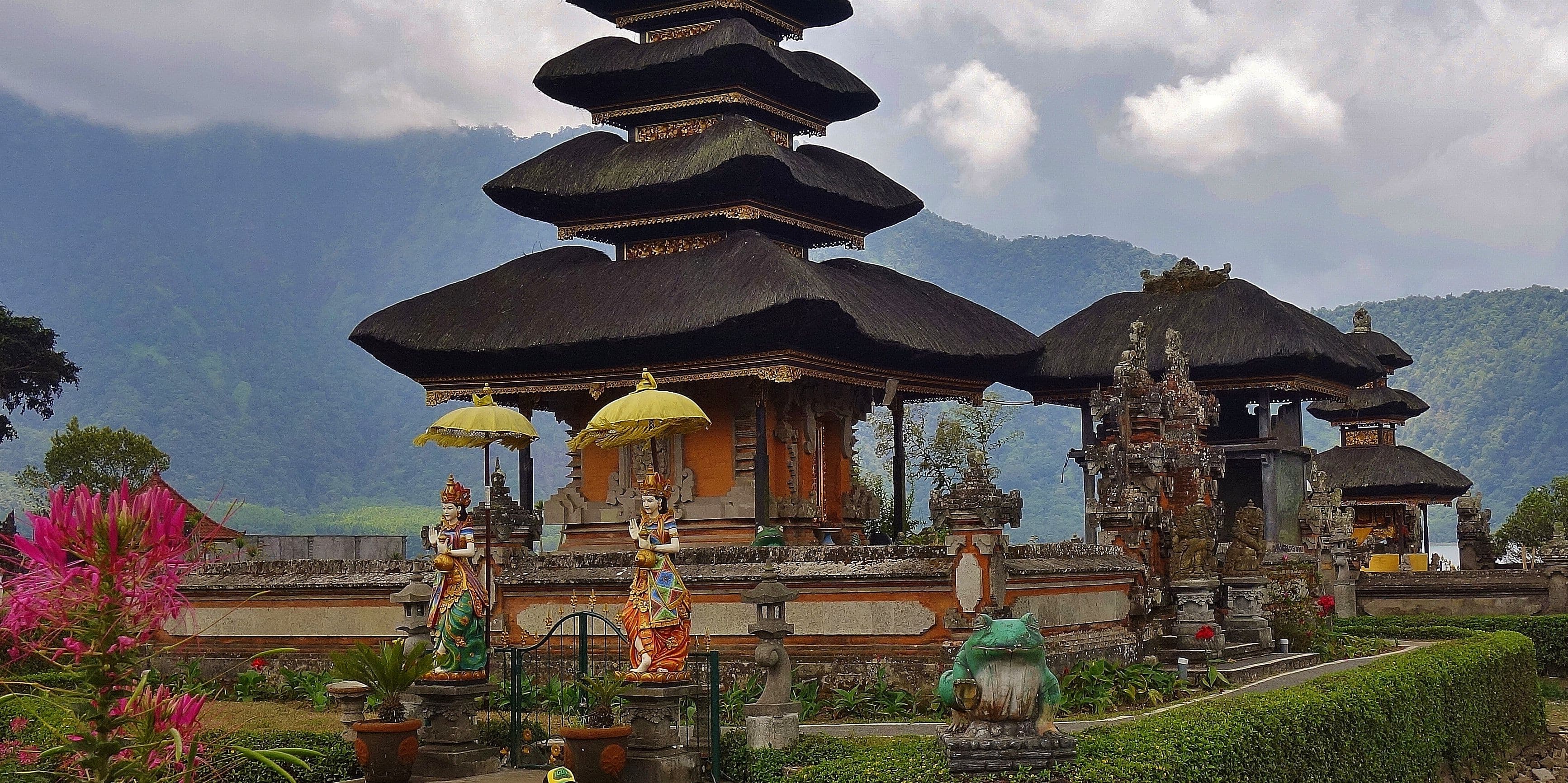 Ulun Danu Bratan Temple