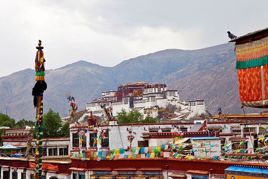 15 Days Tour In Lhasa To Kailash And Lake Manasarowar Image