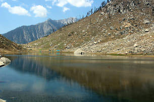 Ed7414acz81wbal2lkuxnbqar0ej shutterstock 1741868018