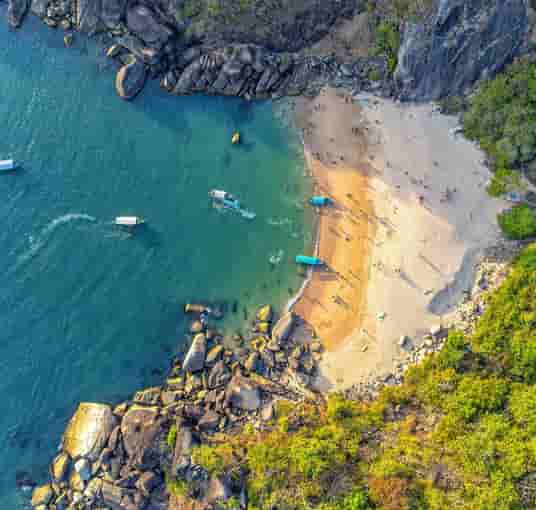 Romantic Getaway With An Excursion To Butterfly Beach
