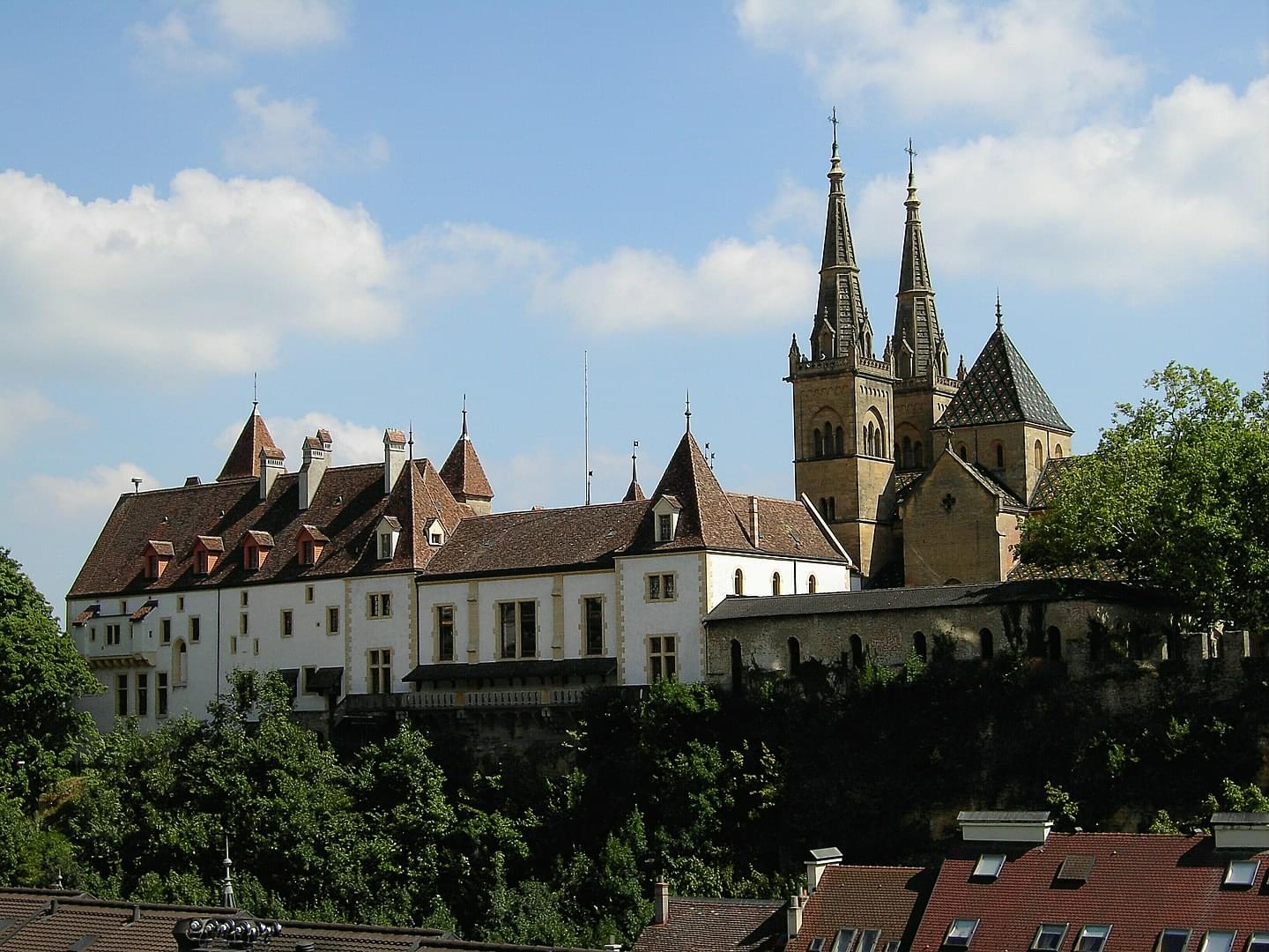 Neuchatel Castle Overview