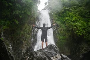 Enqkeiofs7y4qnlhlivyus0l1vwd bhagsu%20waterfall