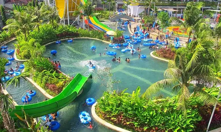 Float around the Lazy River