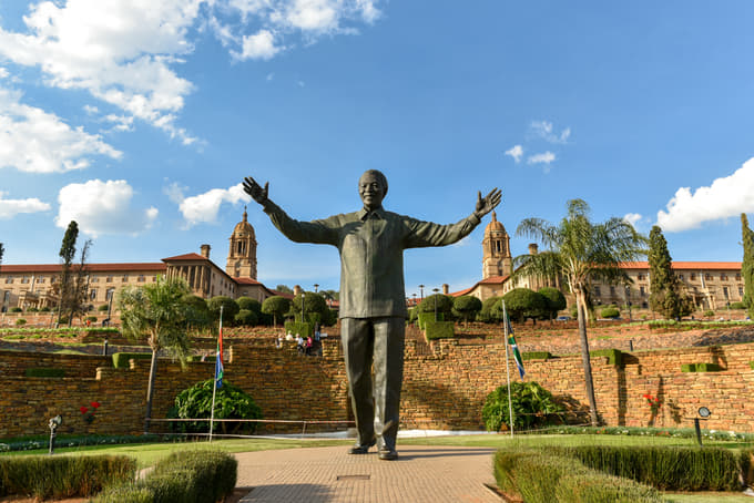 Nelson Mandela Statue
