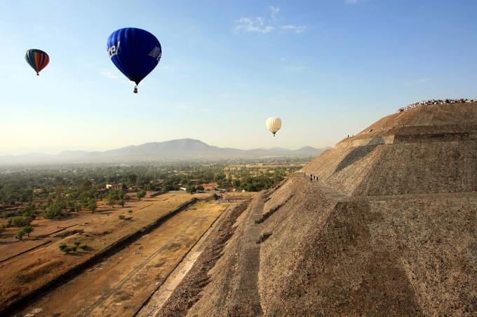 Hot Air Balloon Teotihuacan