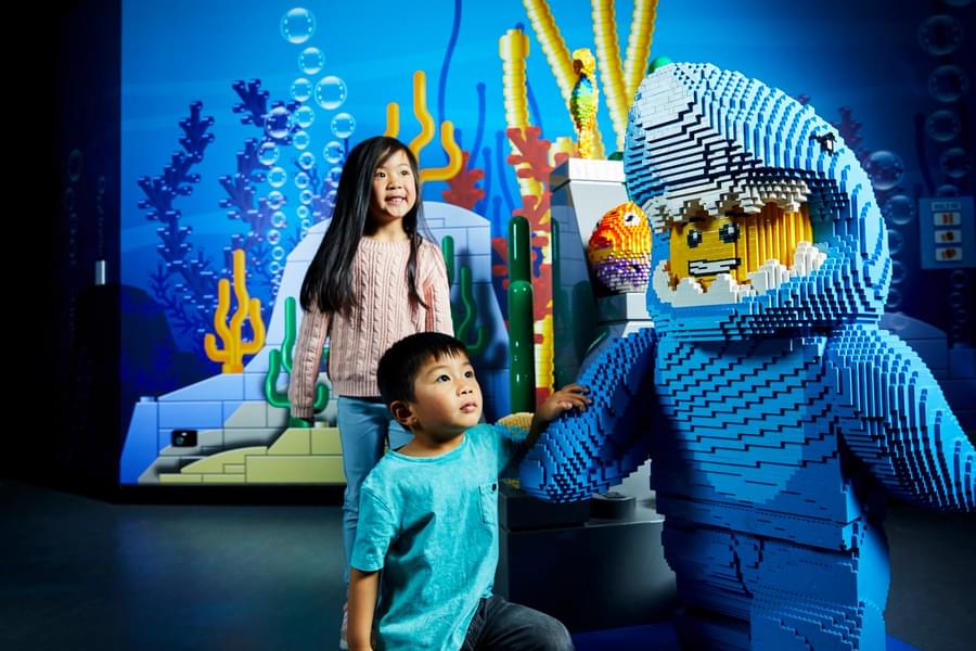 Explore the underwater world at LEGO® Quest with your kids