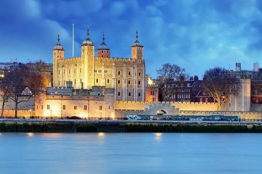 See the The Crown Jewels In The Tower Of London
