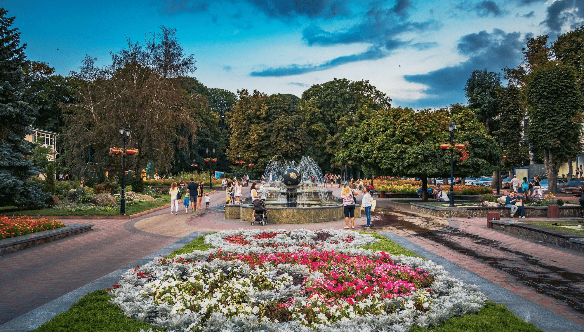 Tarasa Shevchenka Park Overview