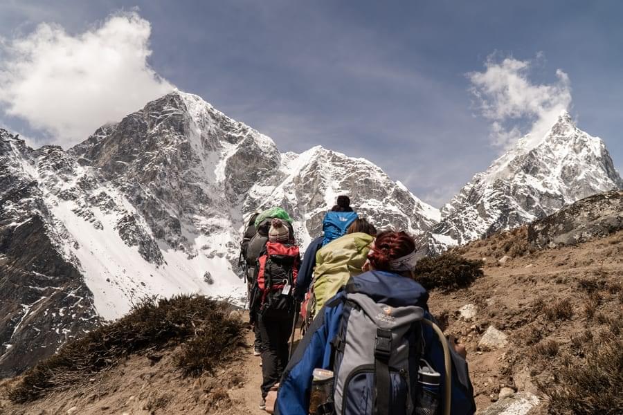 snow leopard trek