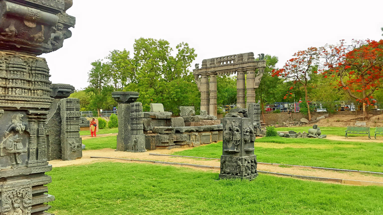 Kakatiya Kala Thoranam, <em>Warangal</em>