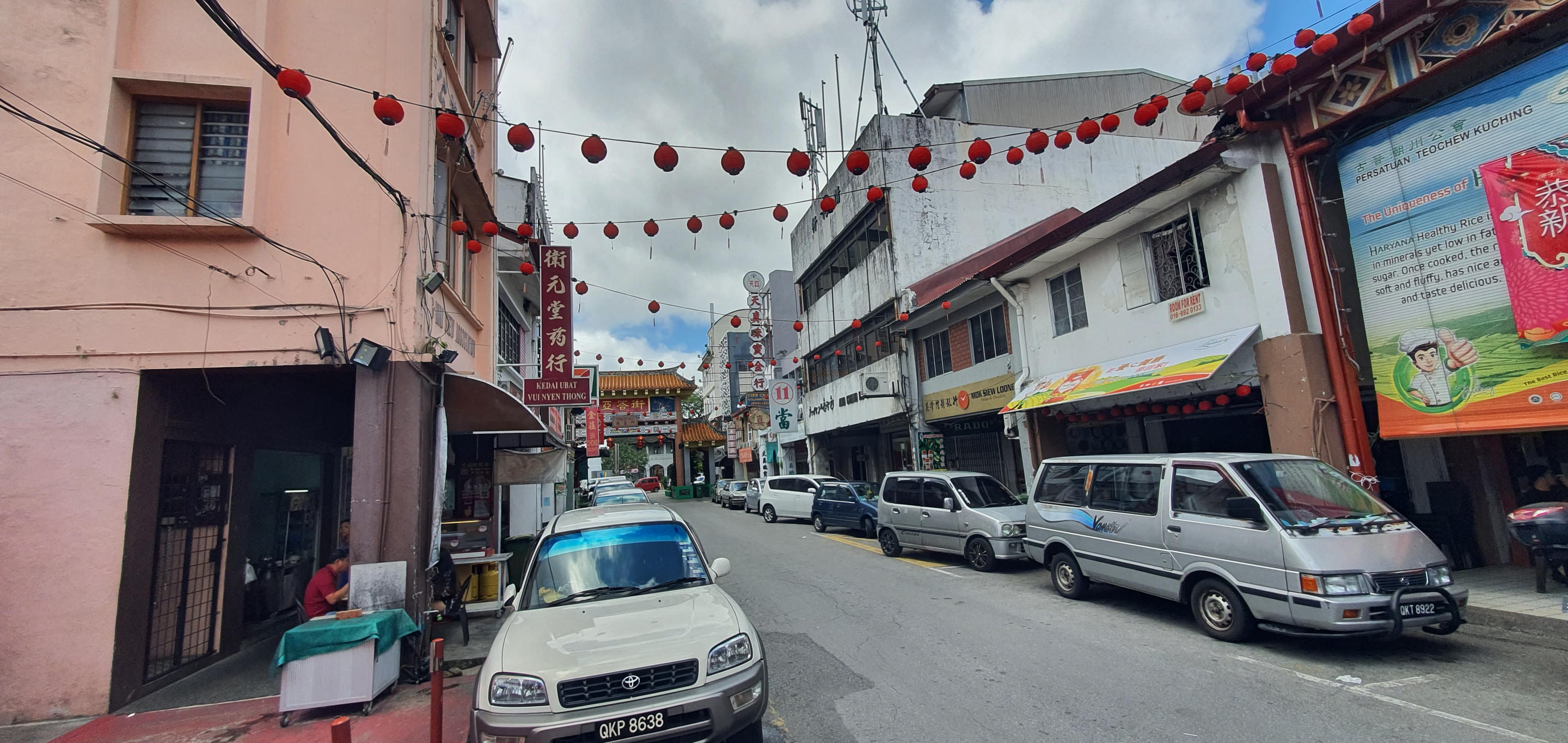 Kuching Main Bazaar Overview