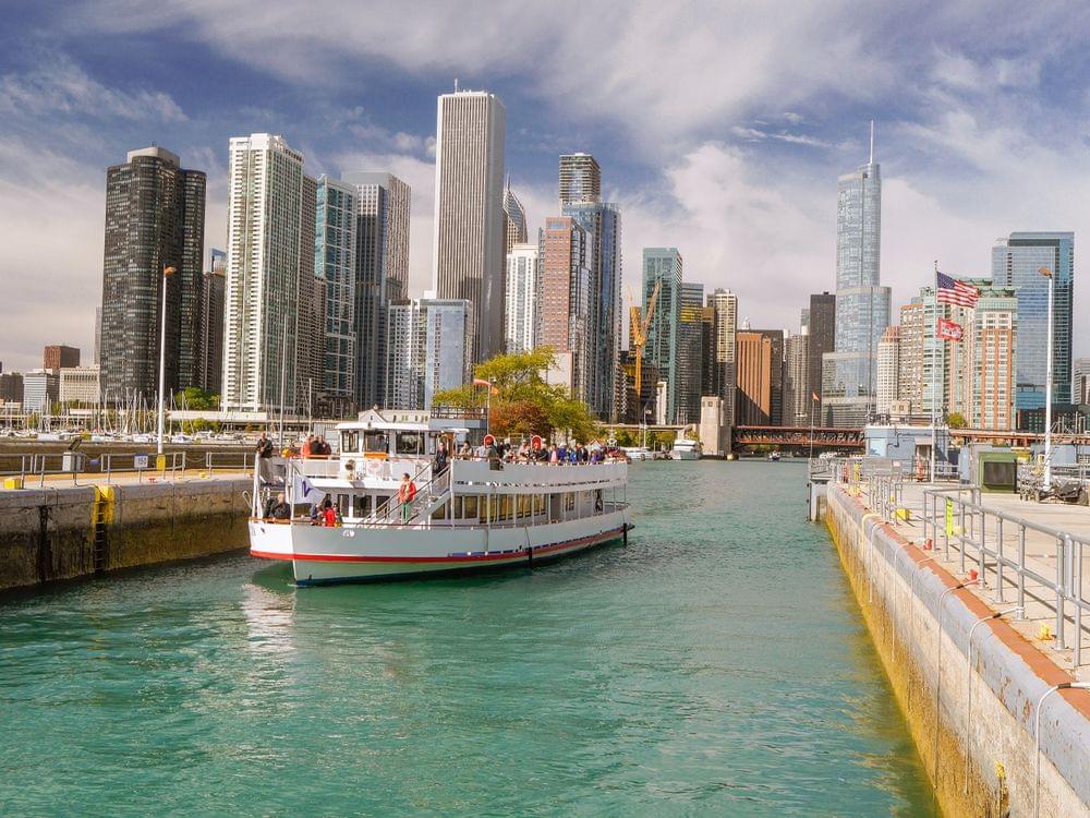 Visit Chicago Architecture River Cruise