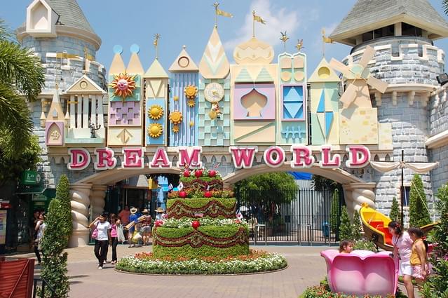 A First Timer's Guide To Dream World Bangkok - Tickets, Tips & More