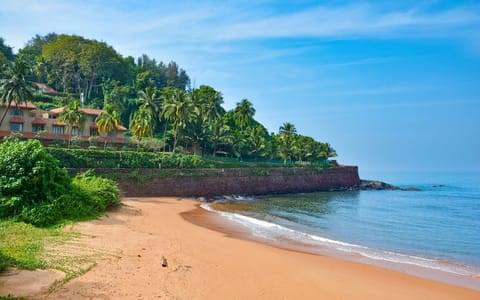 Best Places To Stay in Sinquerim Beach