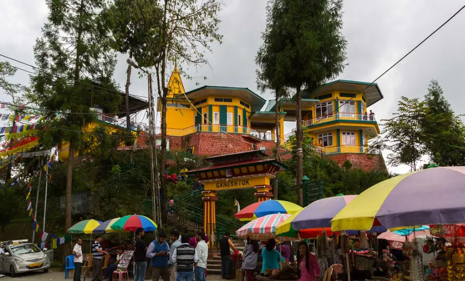 Ganesh Tok