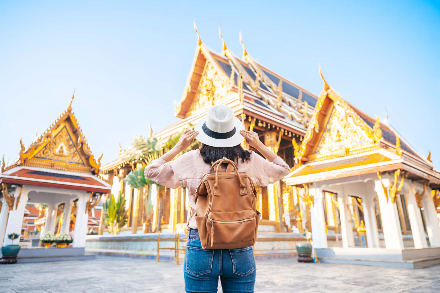 Glimpse of Bangkok | Fusion of Cultural Heritage & Modern Riches