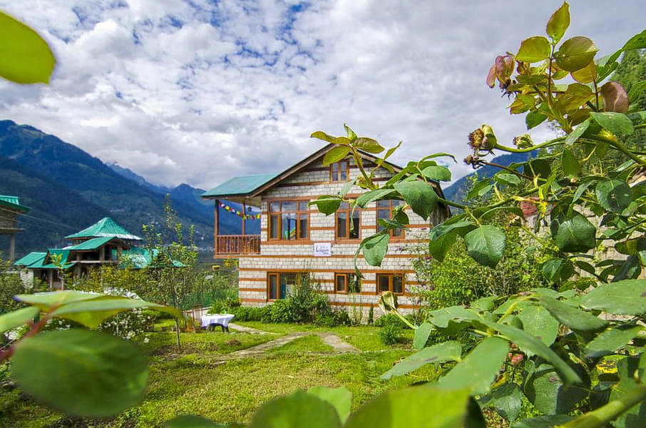 Experiential Chalet Homestay in Manali Image