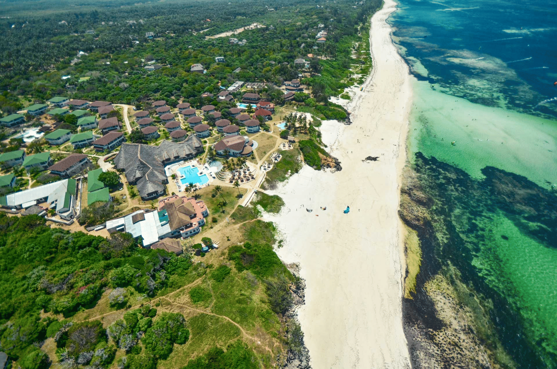 Garoda Beach Overview