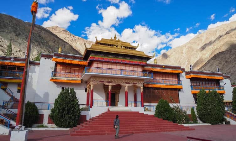 Samstanling Gompa