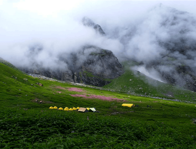 Hemkund sahib and Valley of flowers trek