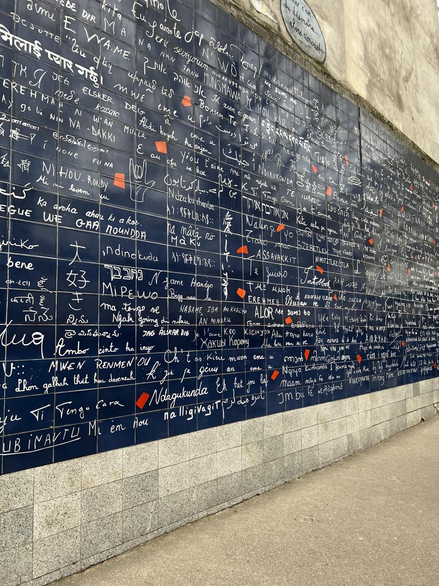 Tips For Visiting The Wall Of Love