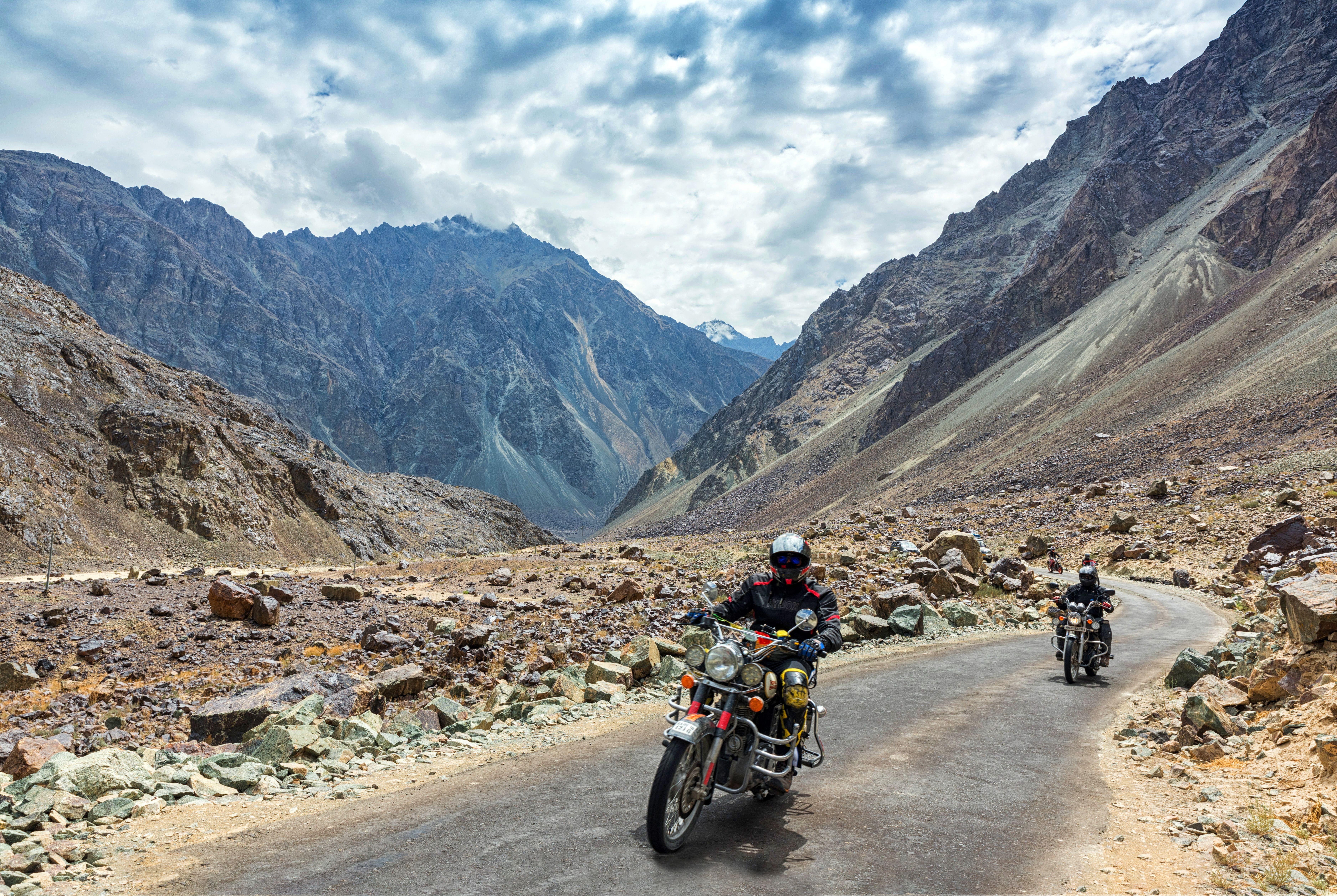 leh ladakh tour packages