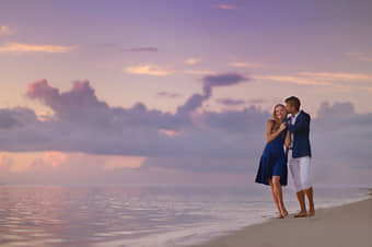 Spend wonderful time at the Mauritian beaches with your loved one!