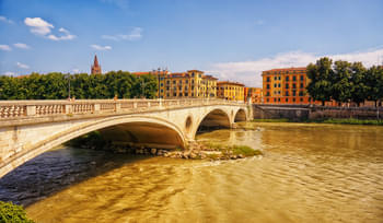 Fdbi2uu7y3phvuezga4n6eiprbwe piazza%20delle%20erbe