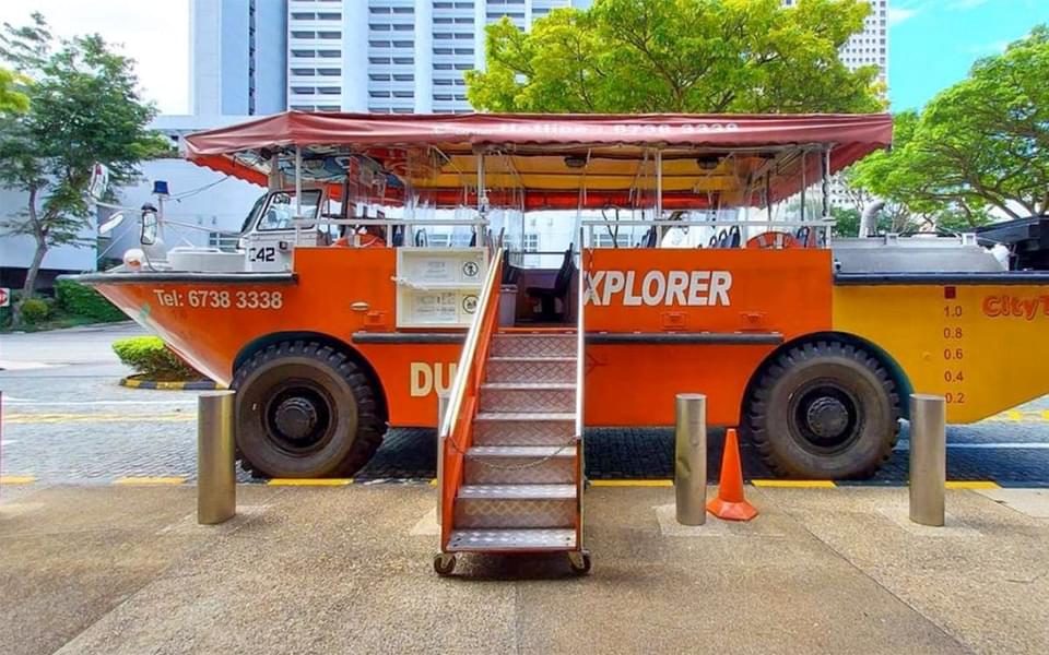 DUCKtours in Singapore Image