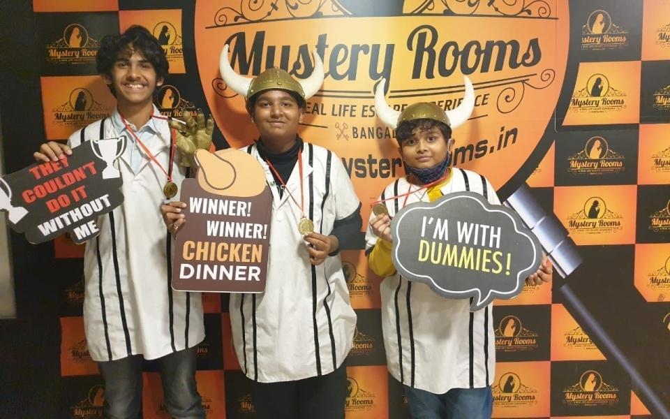 Visit Mystery Rooms in Bangalore and solve the puzzles with your genius brain
