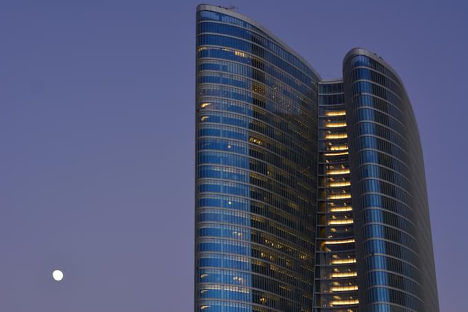 Abu Dhabi Building