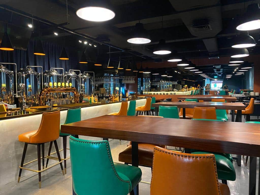 Supermarket and café