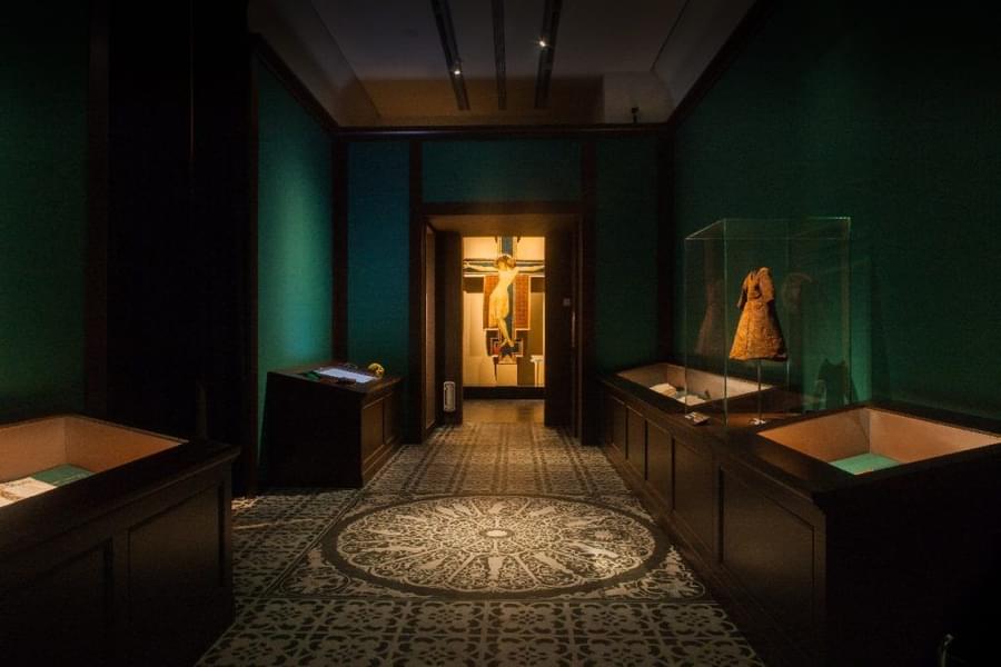Timings & Location of accademia gallery