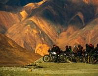 discover-ladakh-dual-rider-bike-trip
