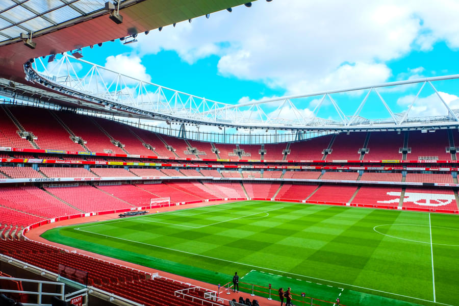 Visit Emirates Stadium, famous Football Stadium in London