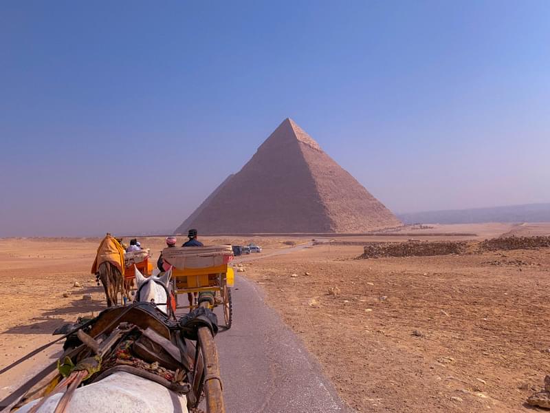 Best time to visit Pyramids of Giza
