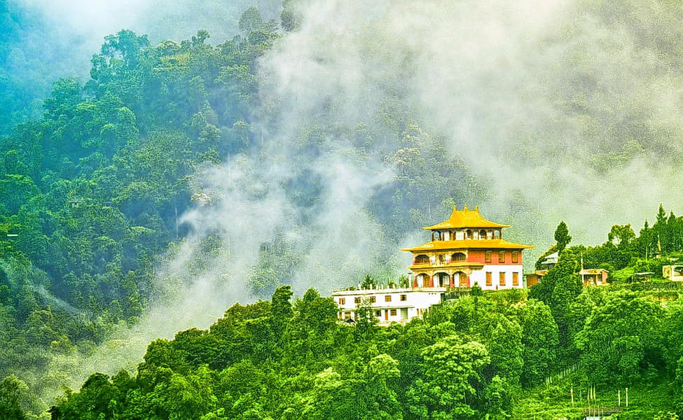 Sikkim Gangtok Darjeeling Honeymoon Package Image