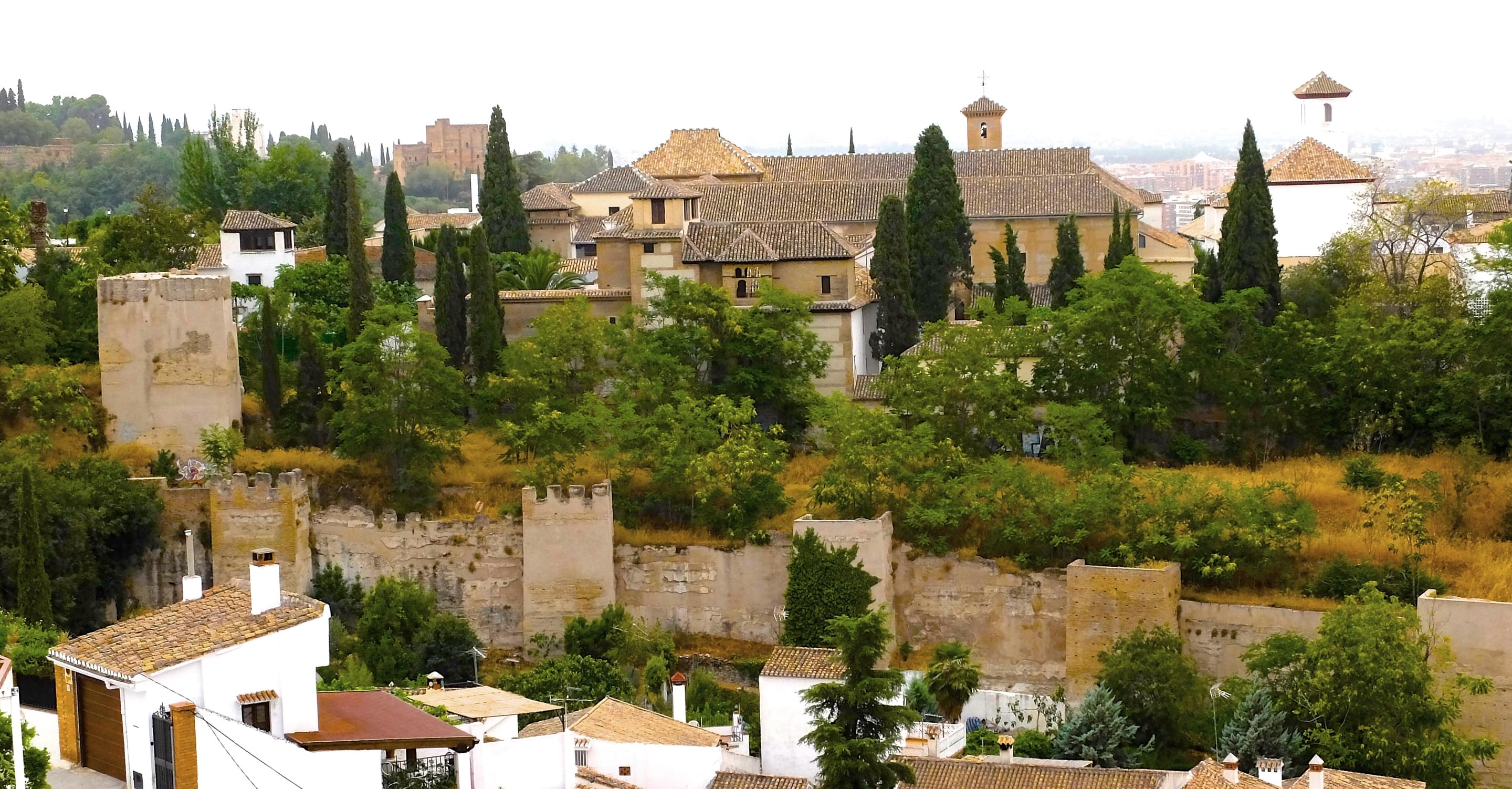 Palacio de Dar al-Horra Overview