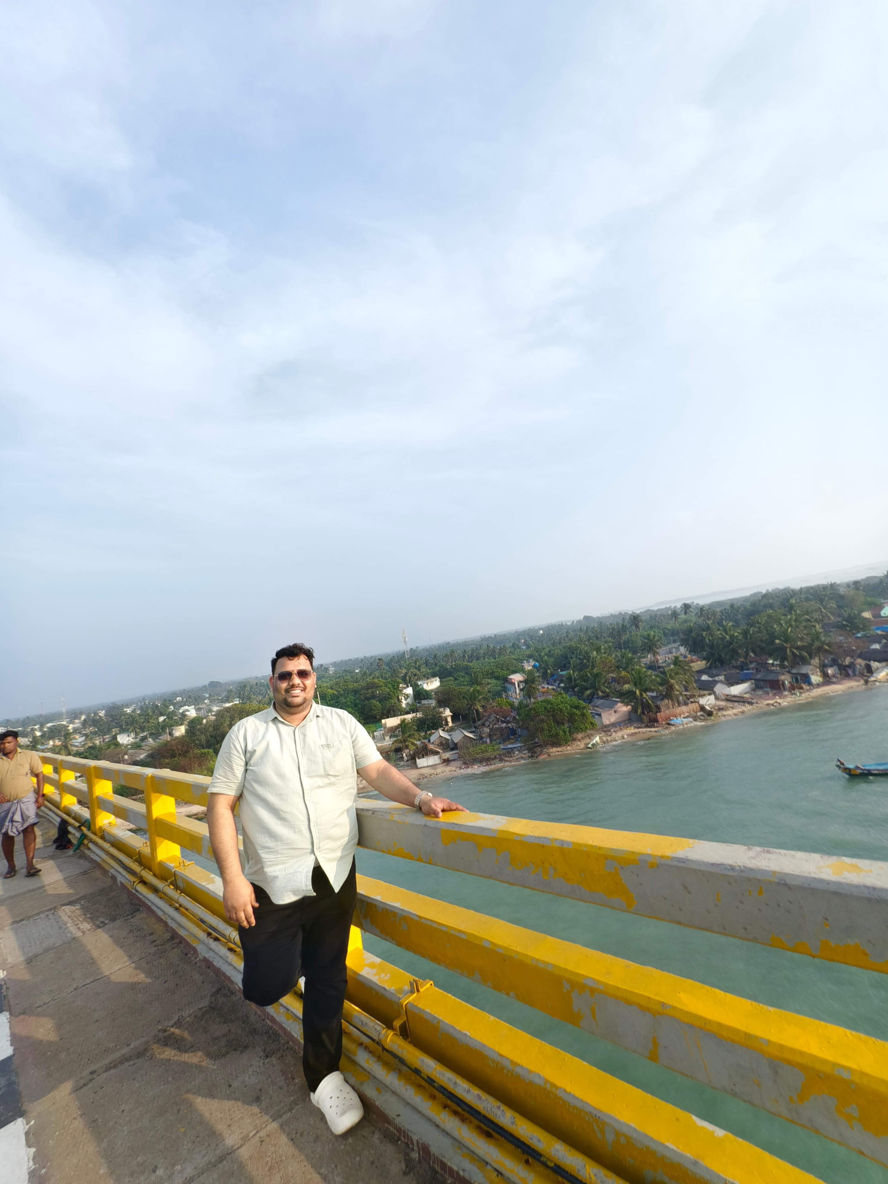 Manish Gandhi